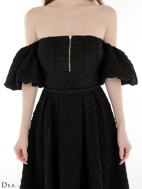 ブラック モデル：ゆめ　身長：160cm　着用サイズ：Sサイズ