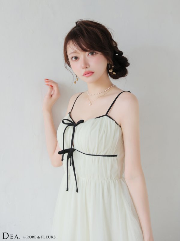 アイボリー モデル：羽澄まり　身長：158cm　着用サイズ：Sサイズ