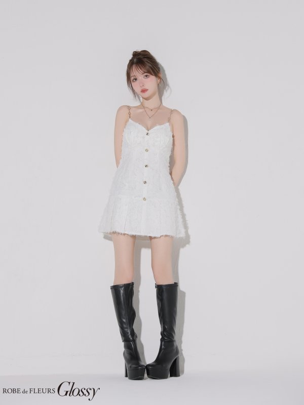 ホワイト　モデル：ゆめ　身長：160cm　着用サイズ：Sサイズ