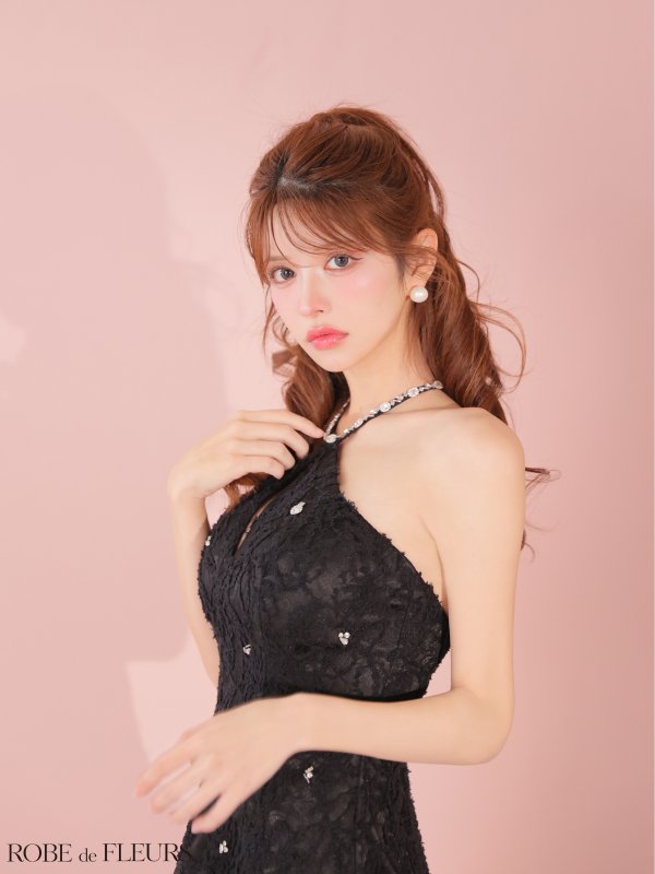 ブラック　モデル：まりん　身長：164cm　着用サイズ：Sサイズ