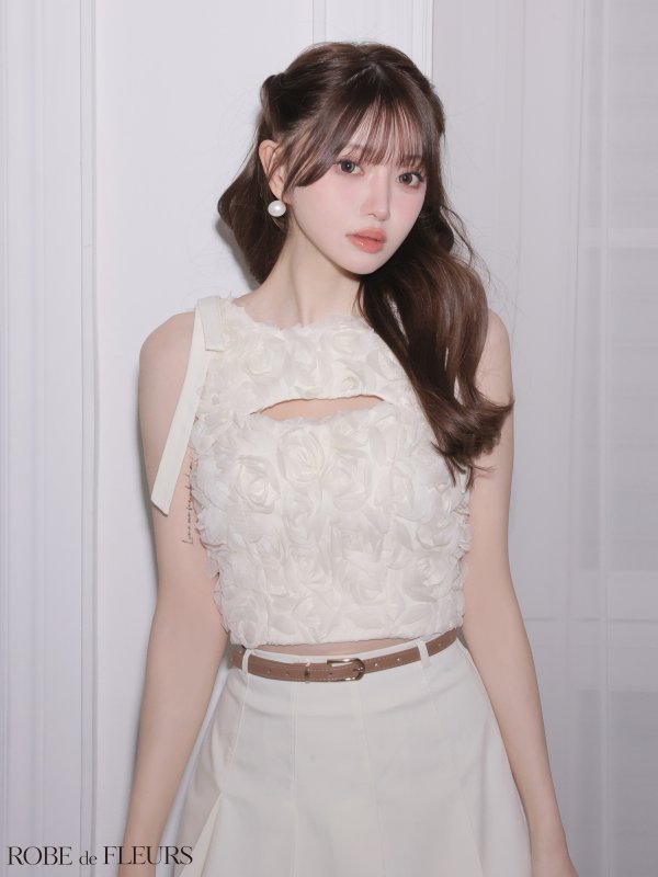 アイボリー×アイボリー　モデル：いおり　身長：164cm　着用サイズ：Sサイズ