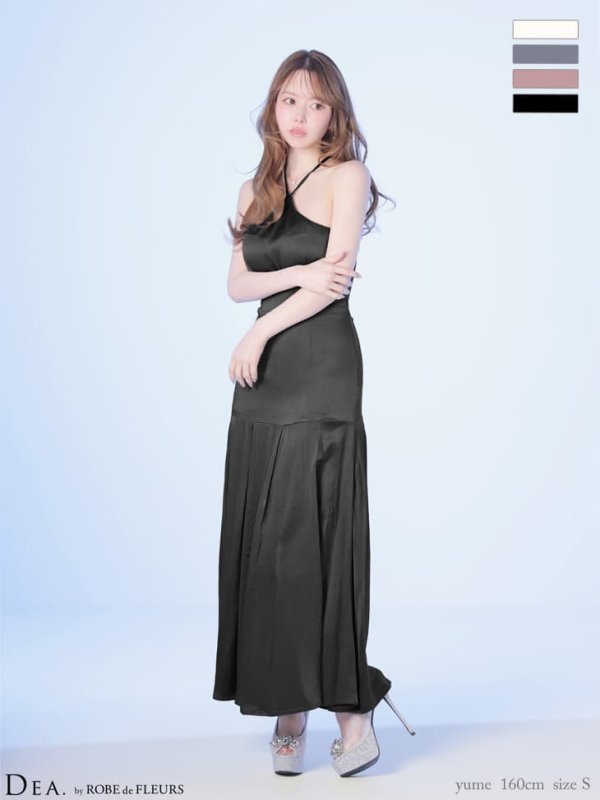 ブラック モデル：ゆめ　身長：160cm　着用サイズ：Sサイズ