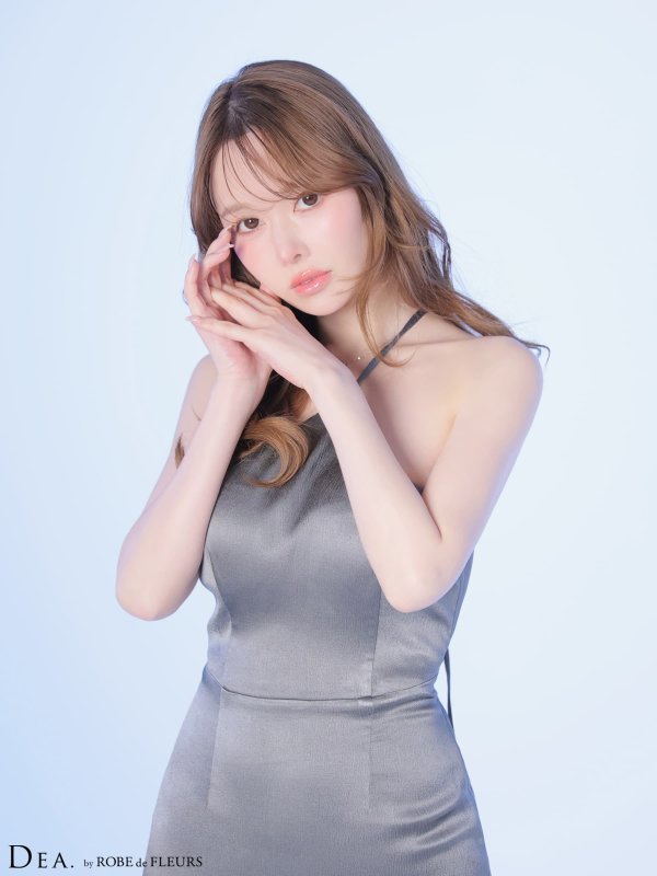 ブルー モデル：ゆめ　身長：160cm　着用サイズ：Sサイズ