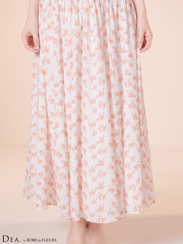 ホワイトxオレンジ　モデル：ゆめ　身長：160cm　着用サイズ：Sサイズ