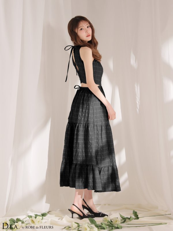 ブラック　モデル：いおり　身長：164cm　着用サイズ：Sサイズ