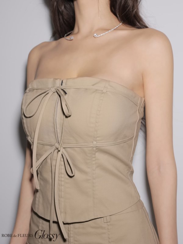 ベージュ　モデル：みゆ　身長：164cm　着用サイズ：Sサイズ