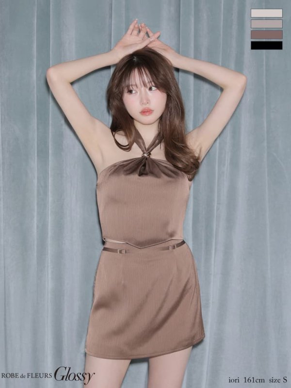 ブラウン　モデル：いおり　身長：164cm　着用サイズ：Sサイズ