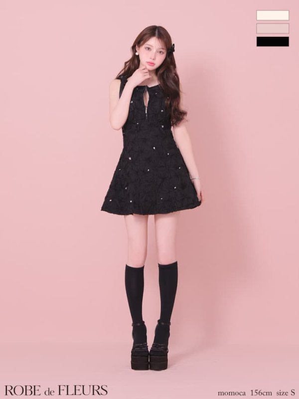 ブラック　モデル：ももか　身長：156cm　着用サイズ：Sサイズ