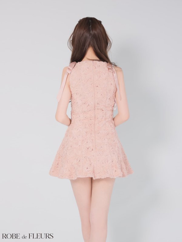 ピンク　モデル：ももか　身長：156cm　着用サイズ：Sサイズ