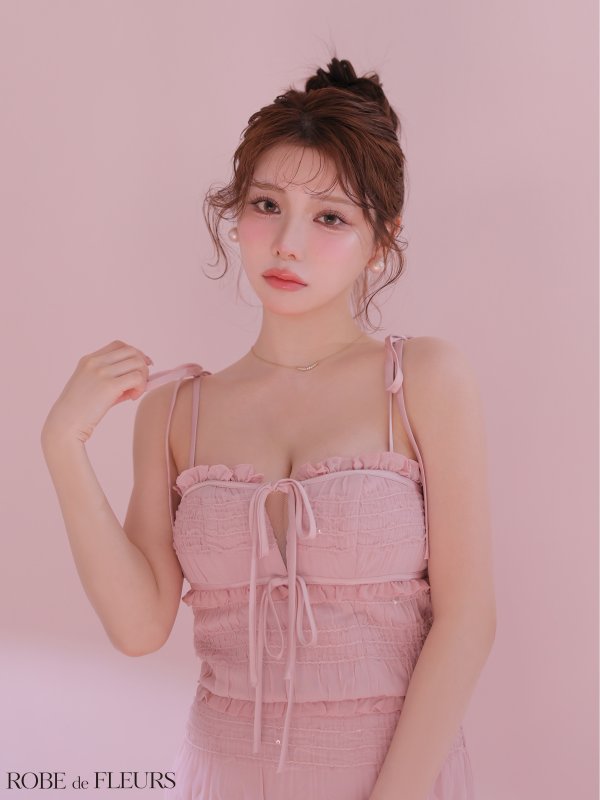 ピンク　モデル：ももか　身長：156cm　着用サイズ：Sサイズ