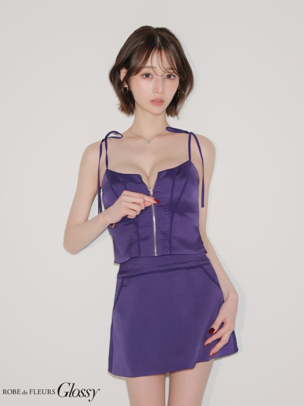 ロイヤルパープル モデル：りこ　身長：156cm　着用サイズ：Sサイズ