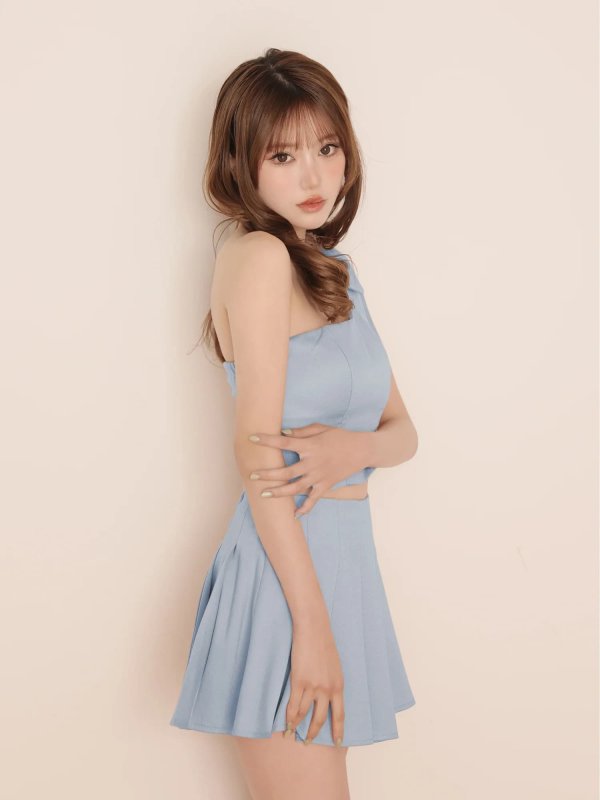 ブルーグレー モデル：いおり　身長：161cm　着用サイズ：Sサイズ