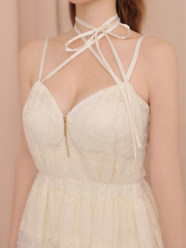 アイボリー モデル：しおん　身長：158cm　着用サイズ：Sサイズ