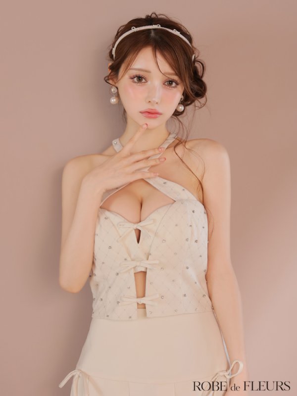 アイボリー モデル：ももか　身長：156cm　着用サイズ：Sサイズ