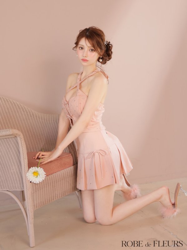 ピンク モデル：ももか　身長：156cm　着用サイズ：Sサイズ