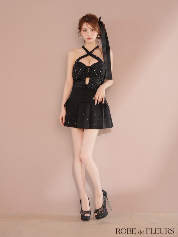 ブラック モデル：ももか　身長：156cm　着用サイズ：Sサイズ