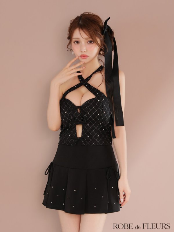 ブラック モデル：ももか　身長：156cm　着用サイズ：Sサイズ