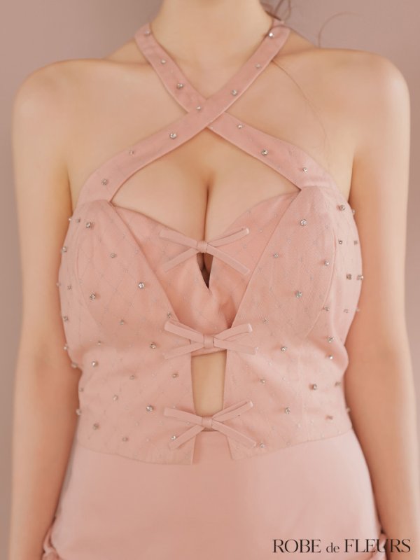 ピンク モデル：ももか　身長：156cm　着用サイズ：Sサイズ