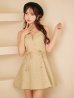 ベージュ　モデル：三上悠亜　身長：159cm　着用サイズ：Sサイズ