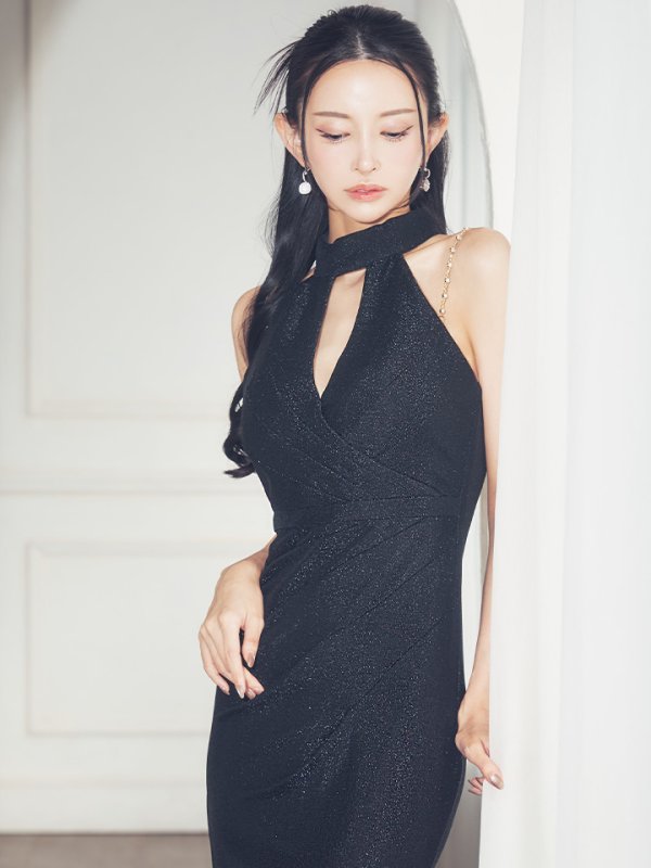 ブラック モデル:まおちゃる 身長:158cm 着用サイズ:Sサイズ