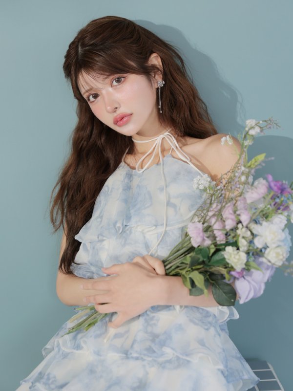 ブルー モデル：まりん　身長：164cm　着用サイズ：Sサイズ