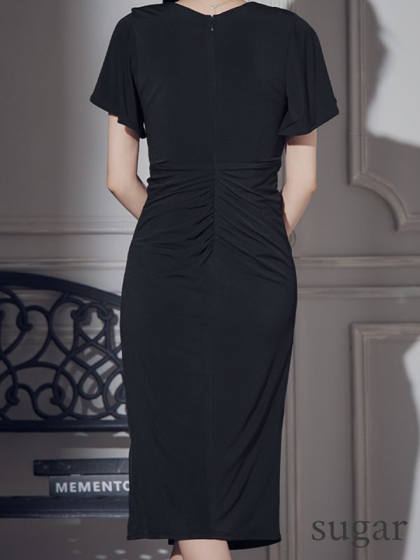 ブラック モデル:まおちゃる 身長:158cm:Sサイズ