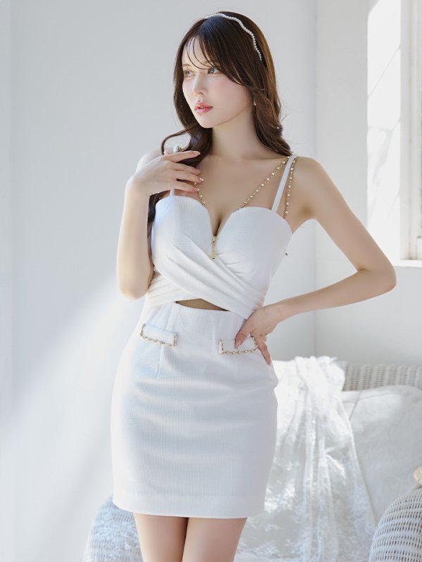 画像16: XSサイズあり【IRMA/イルマ】ビジューチェーン/ キャミソール/ バストジッパー/ カットアウト/ タック/ ポケットデザイン/ タイト/ ミニドレス/ キャバドレス[OF2A]