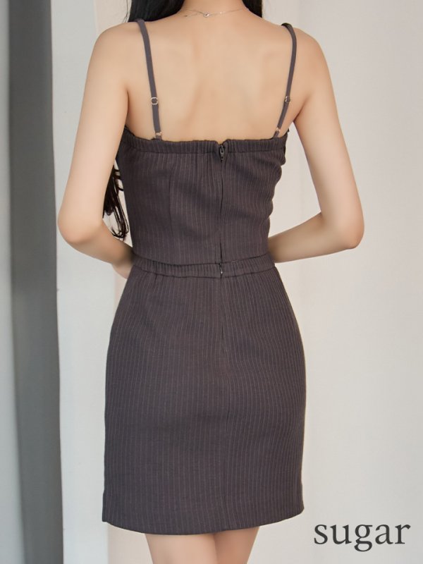 グレー モデル:まおちゃる 身長:158cm 着用サイズ:Sサイズ