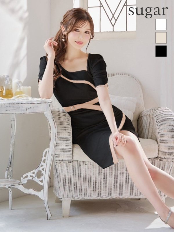 ブラック モデル：桜伊みやこ　身長：168cm　着用サイズ：Sサイズ