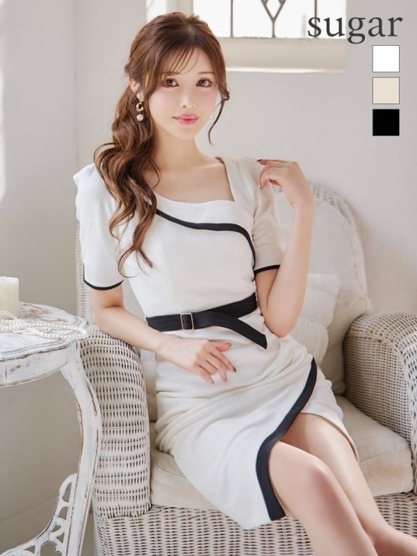 ホワイト モデル：桜伊みやこ　身長：168cm　着用サイズ：Sサイズ
