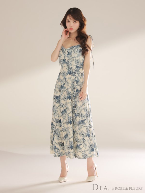 ブルー モデル：ゆめ　身長：160cm　着用サイズ：Sサイズ