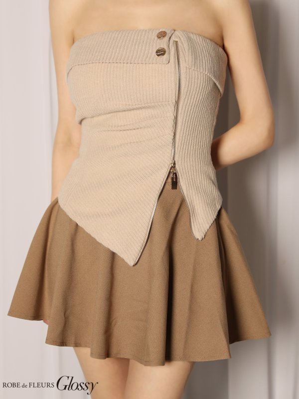 ベージュ モデル：まおちゃる　身長：158cm　着用サイズ：Sサイズ