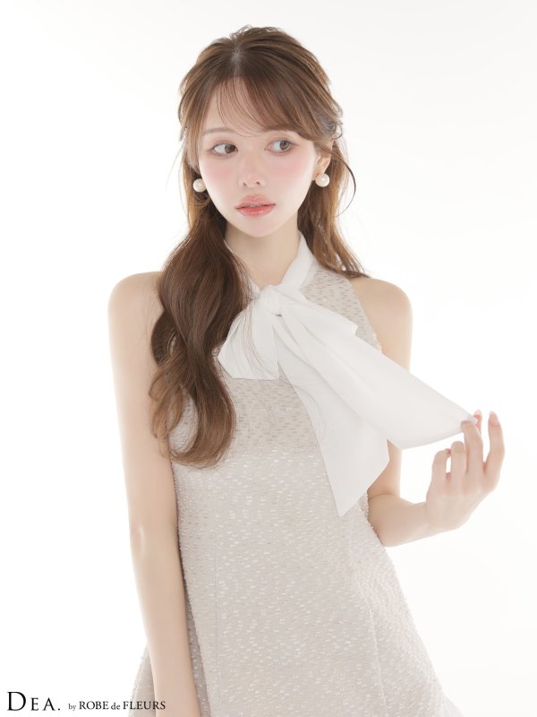 ベージュ モデル：ゆめ　身長：160cm　着用サイズ：Sサイズ