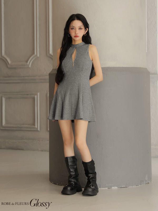 グレー　モデル：まおちゃる　身長：158cm　着用サイズ：Sサイズ