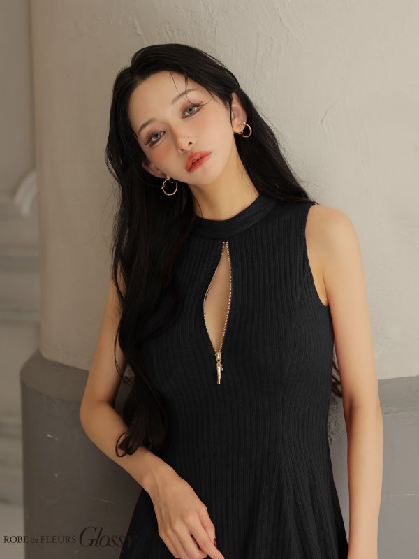 ブラック　モデル：まおちゃる　身長：158cm　着用サイズ：Sサイズ