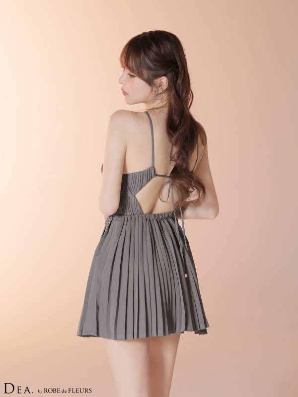 画像4: 【予約商品/12月下旬発送予定】XSサイズあり【DEA./ディア】バストジップ/ プリーツ/ バックオープン/ フレア/ ミニドレス/ キャバドレス[OF08]