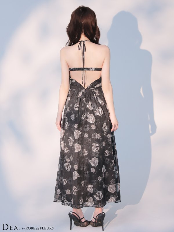 ブラック　モデル：羽澄まり　身長：158cm　着用サイズ：Sサイズ