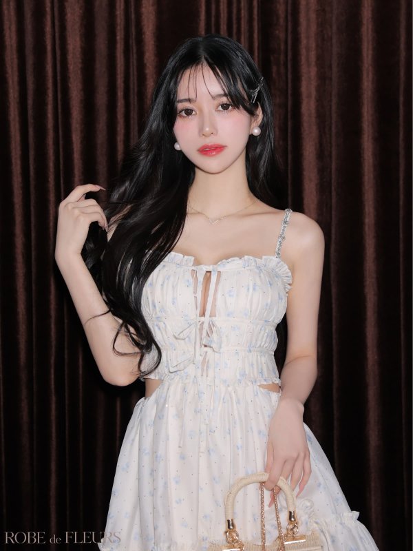 ブルー　モデル：ゆりお　身長：165cm　着用サイズ：Sサイズ