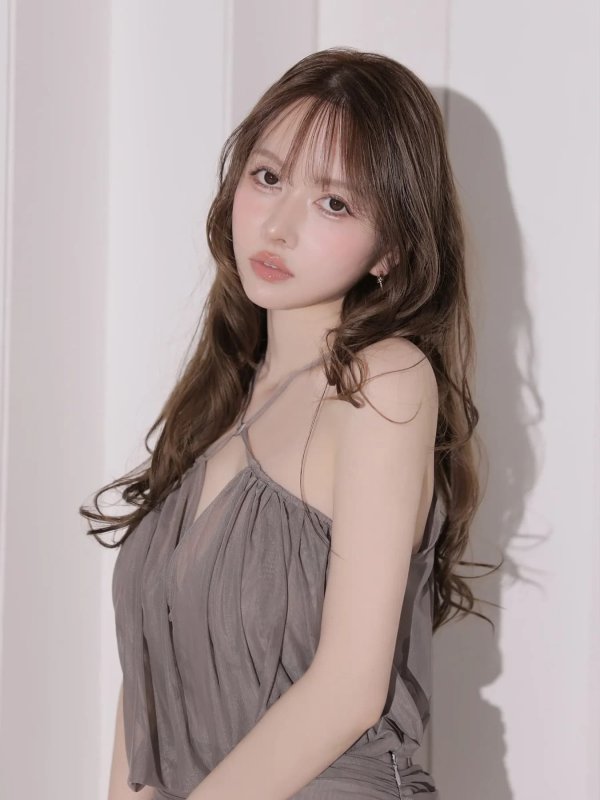 グレー　モデル：ゆめ　身長：160cm　着用サイズ：Sサイズ