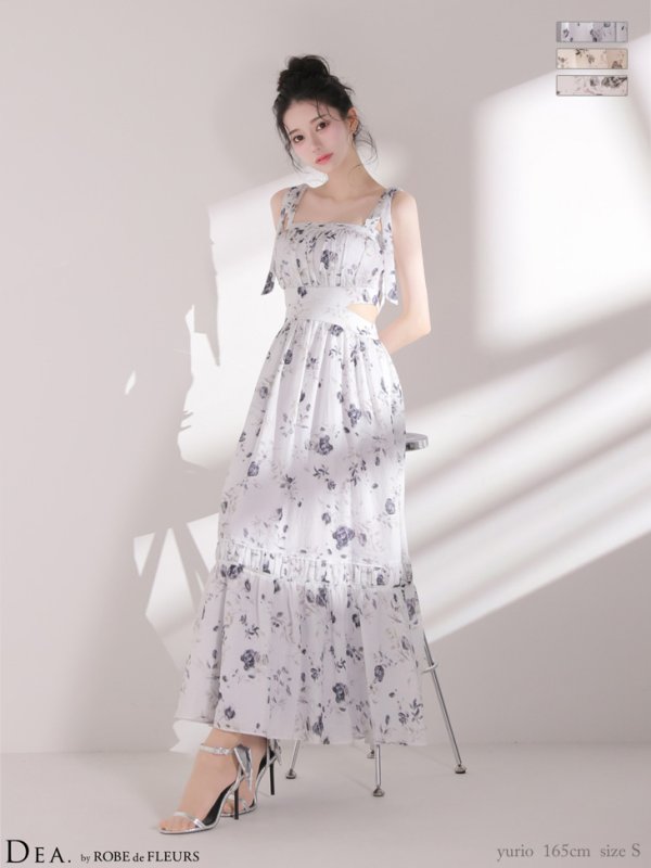 ブルー モデル：ゆりお　身長：165cm　着用サイズ：Sサイズ