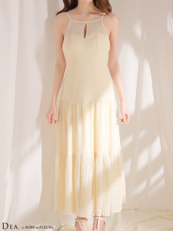 アイボリー　モデル：いおり　身長：164cm　着用サイズ：Sサイズ