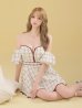 ホワイト モデル：咲希　身長：164cm　着用サイズ：Sサイズ