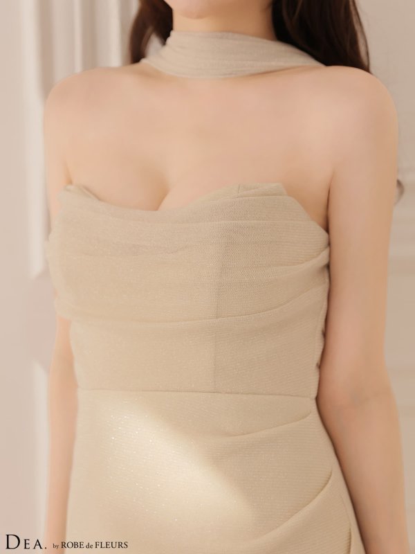 シャンパンベージュ　モデル：羽澄まり　身長：158cm　着用サイズ：Sサイズ
