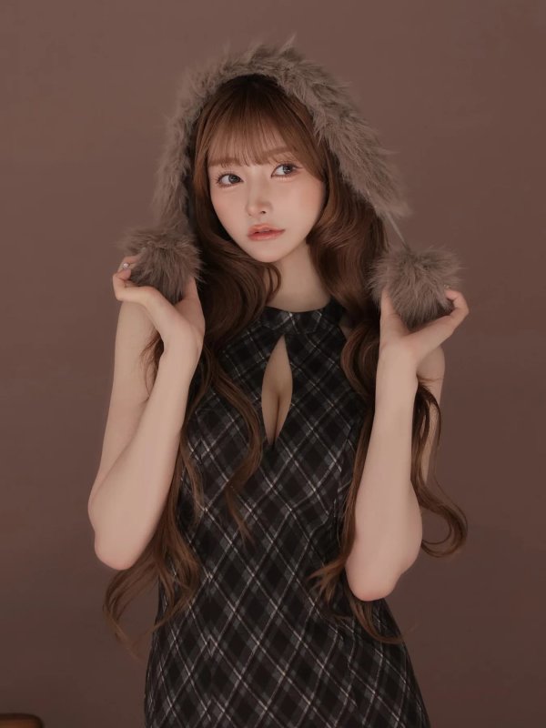 ブラウン　モデル：まみ　身長：161cm　着用サイズ：Sサイズ