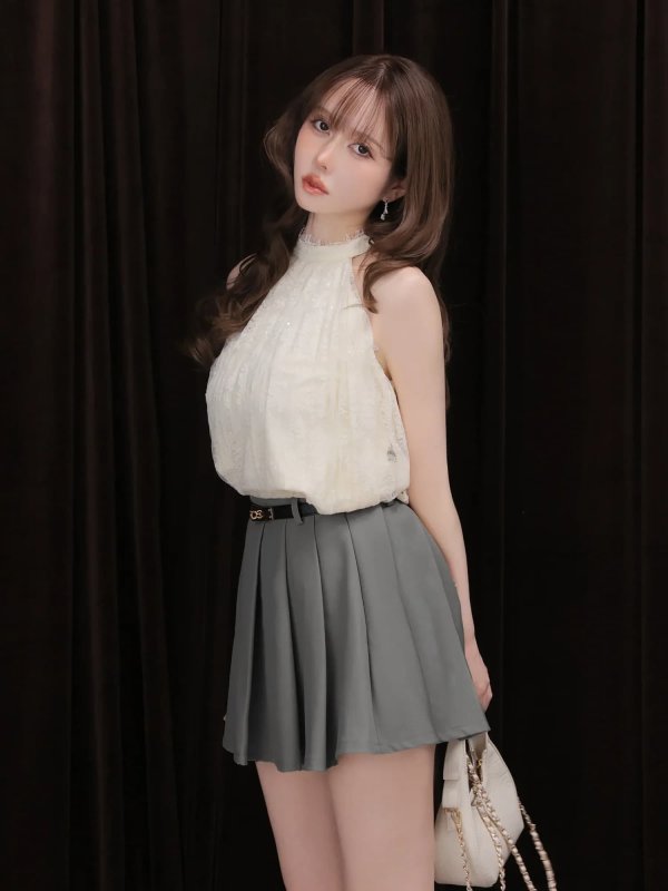 アイボリーxグレー モデル：ゆめ　身長：160cm　着用サイズ：Sサイズ