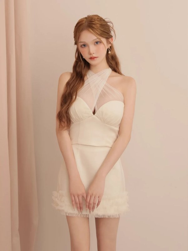 アイボリー モデル：しおん　身長：158cm　着用サイズ：Sサイズ