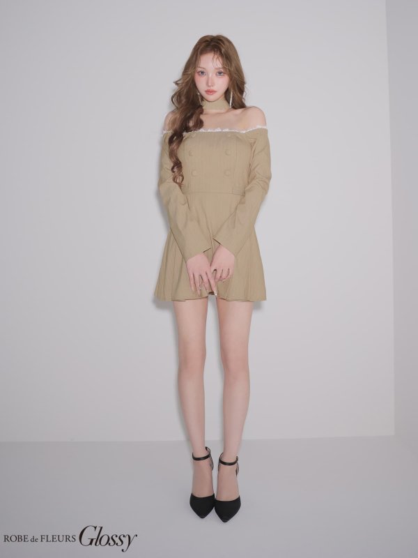 ベージュ　モデル：しおん　身長：158cm　着用サイズ：Sサイズ