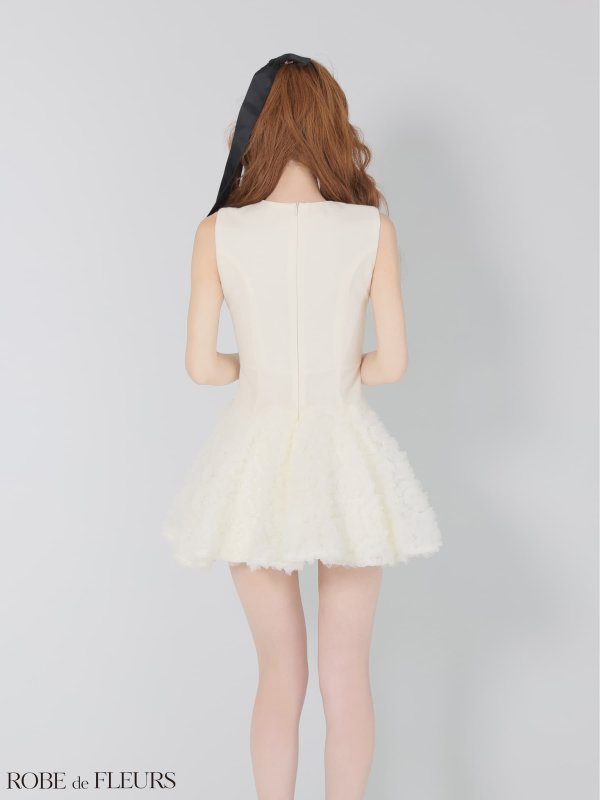 アイボリー　モデル：まりん　身長：164cm　着用サイズ：Sサイズ