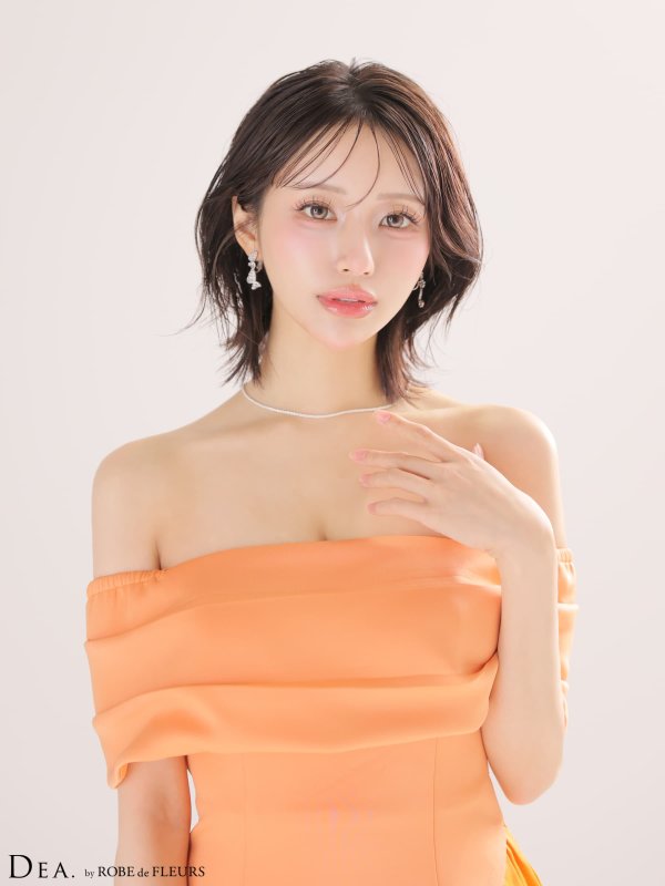 オレンジ　モデル：りの　身長：157cm　着用サイズ：Sサイズ