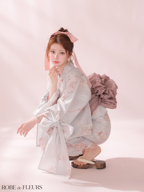 ピンク　モデル：ももか　身長：156cm　着用サイズ：Fサイズ